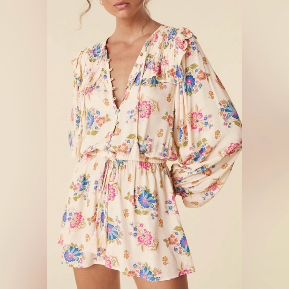 Spell Solstice Cream Floral Long Sleeve Romper size small NWT
